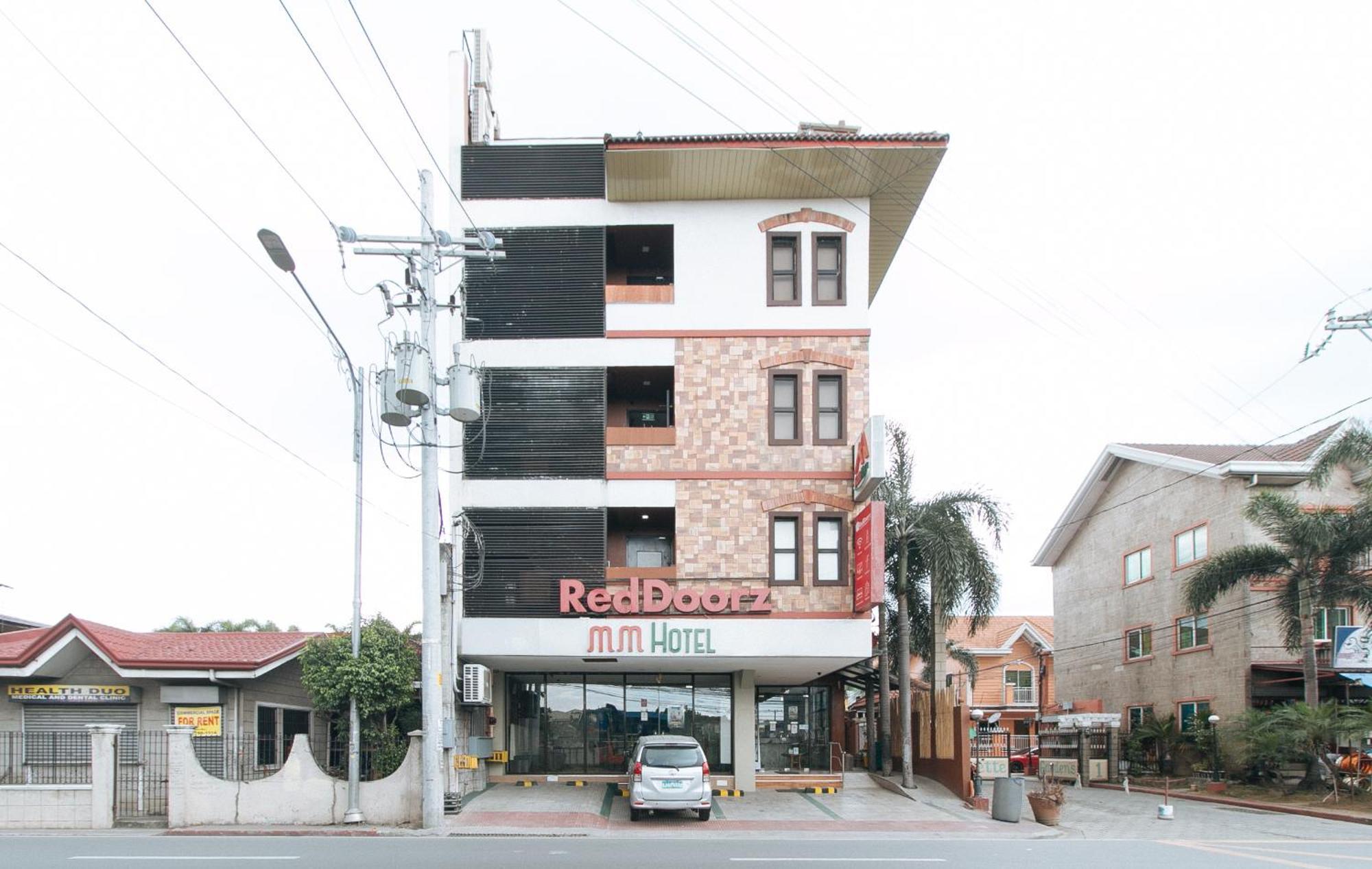 Reddoorz Plus At Mm Hotel Las Pinas Former Reddoorz Plus Near Bamboo Organ Esterno foto